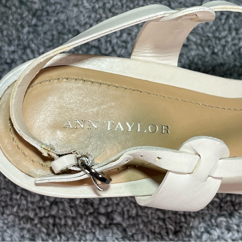 Ann Taylor Strappy Sling Back Wedge Heel Sandals Ivory Size 9.5 - Picture 6 of 8